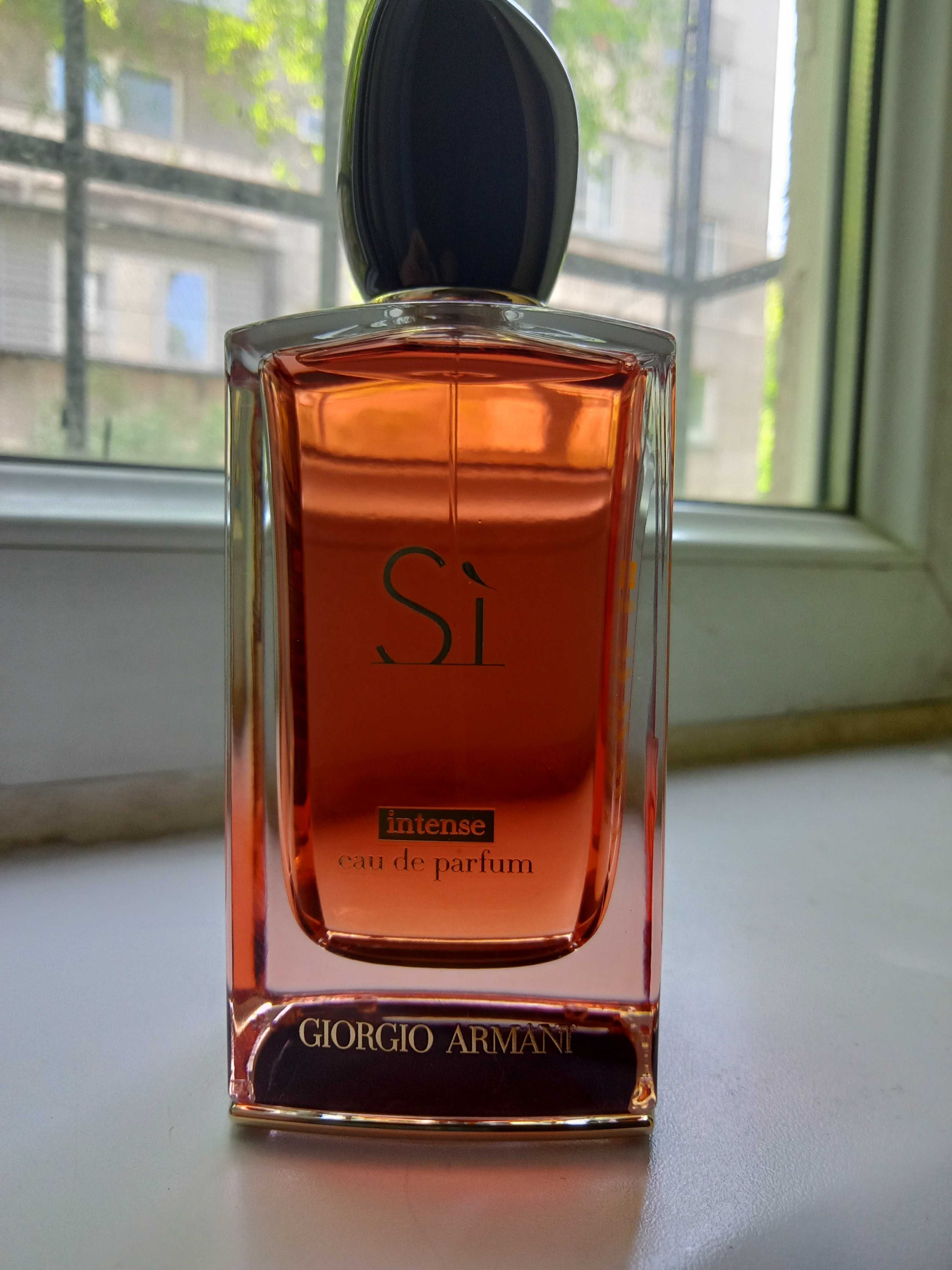 Женский парфюм Si intense от Giorgio Armani