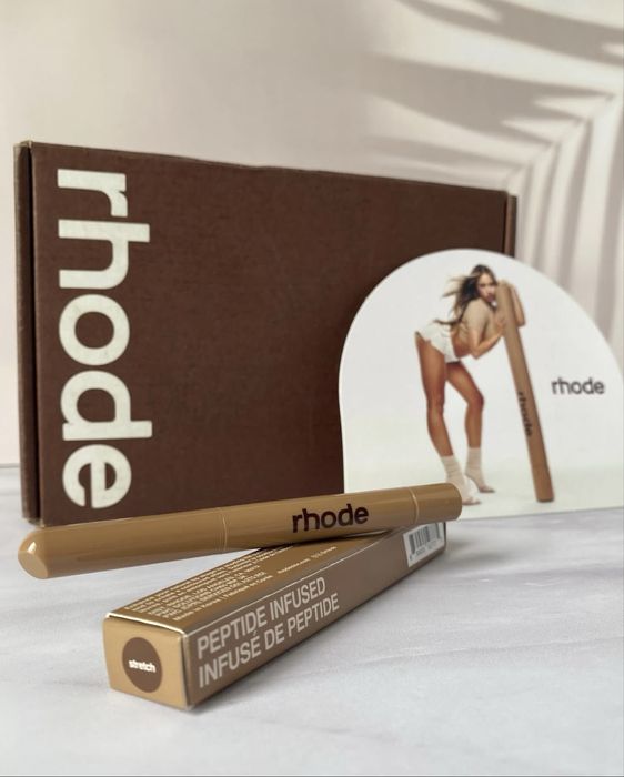 Rhode peptide lip shape