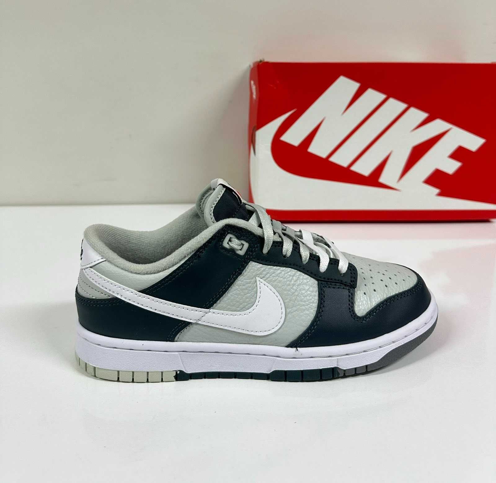 Nike Dunk Low Retro PRM