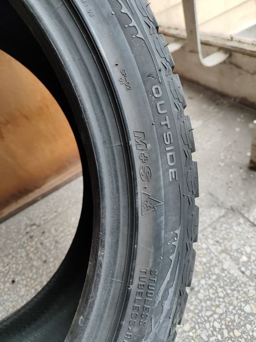 Зимни гуми 255/40/19