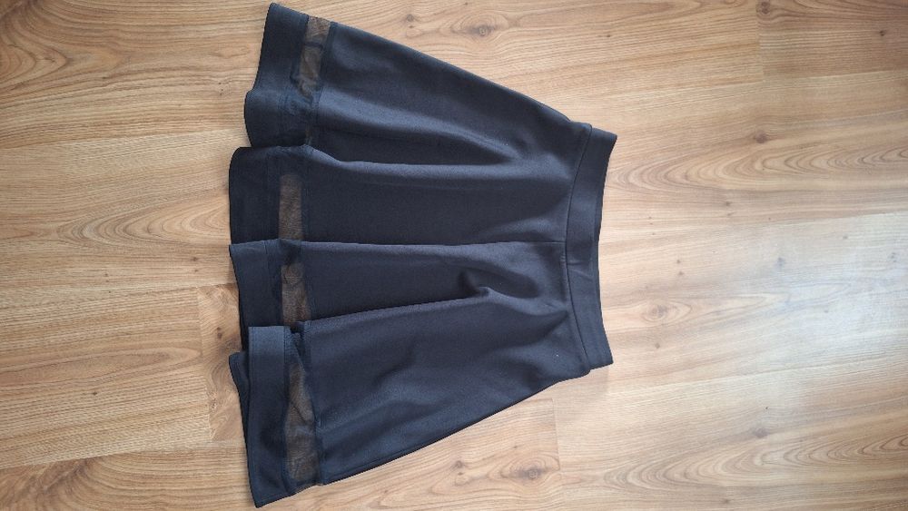 Дамска черна пола