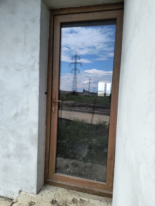 Ușă exterior terasă sau casă