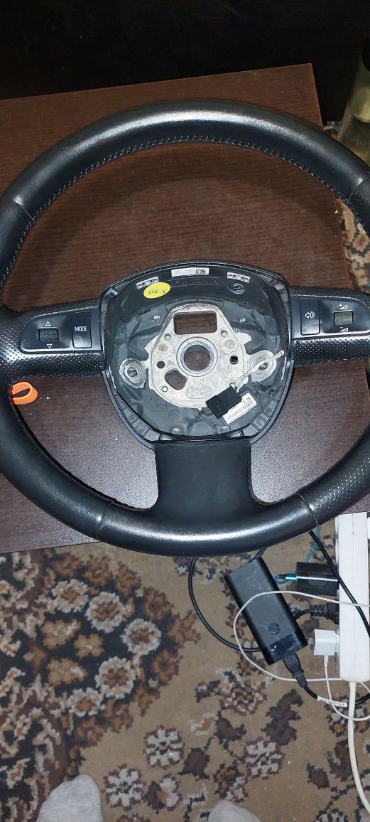 Волан за Ауди а6  c5 с f1 пера