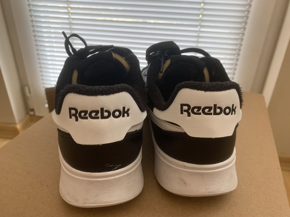 Маратонки Reebok 37