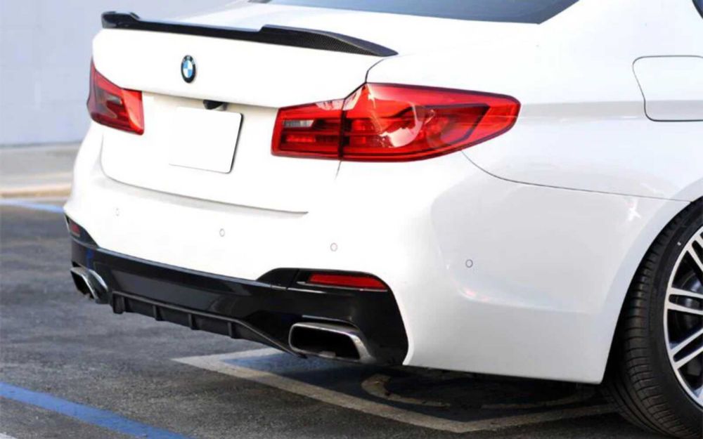 Спойлер за багажник за BMW G30 CS Style