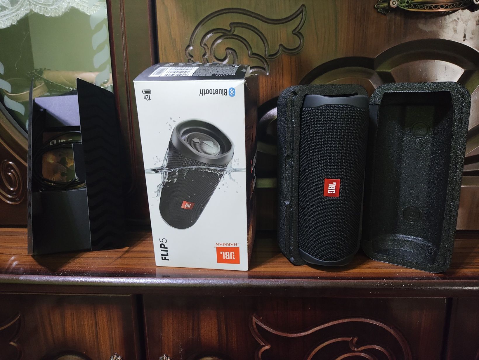 JBL Flip 5 xolati zo'r