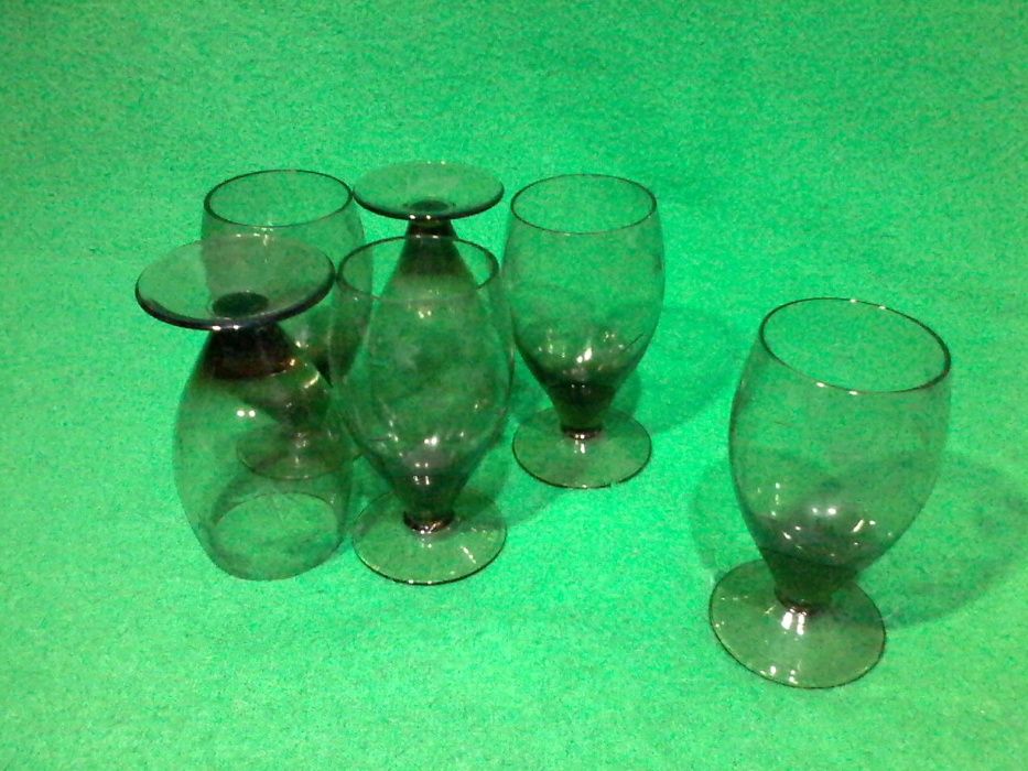 Set 6 pahare cu picior pentru vin gravate cu model lalea