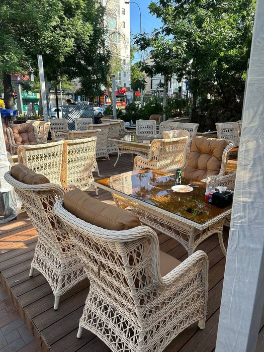 На Чилонзаре напротив базара Катортол задаётся в аренду кафе