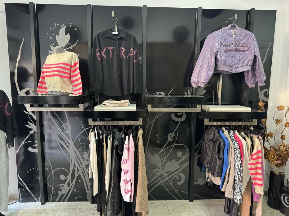 Оборудване за магазин за дрехи