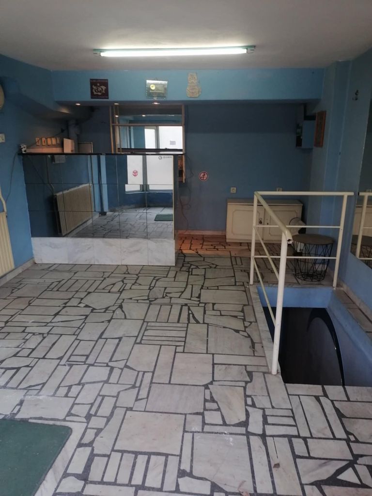 Дава се под наем Гараж / Паркомясто в Велико Търново, Промишлена зона - Запад - 123581 кв.м за 112.2 € - Снимка #3