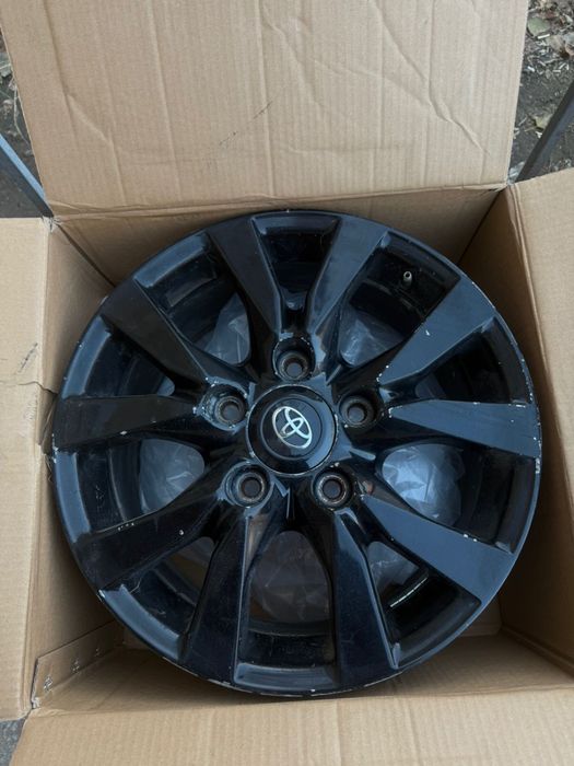 Диск 18 размер хорошый состаяние