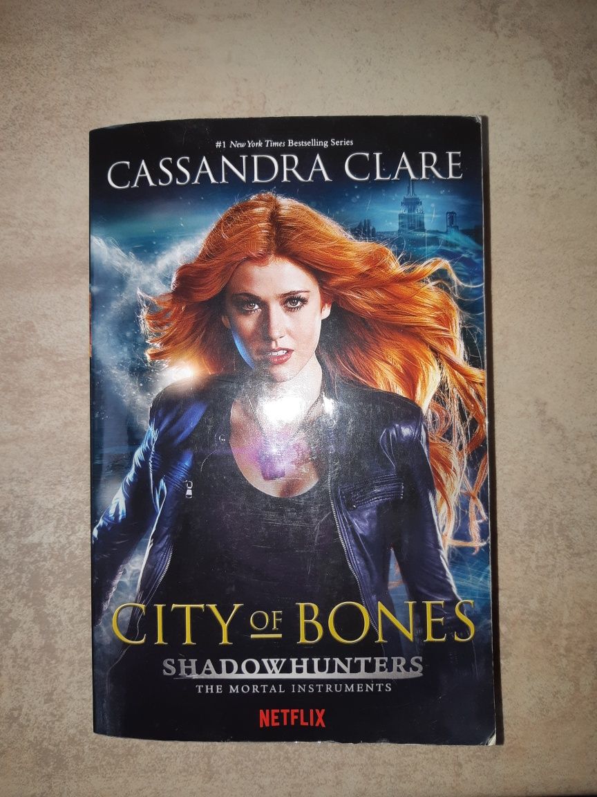 Carte- " Shadowhunters-City of Bones" de Cassandra Clare