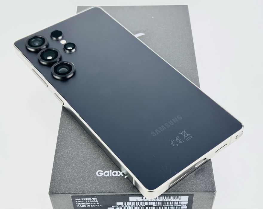 Samsung Galaxy S25 Ultra 5G 256GB 12RAM Black Titanium / Gray