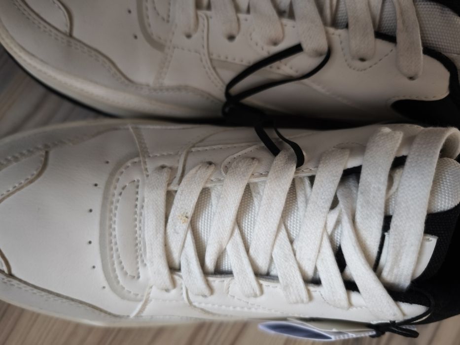 Нови маратонки Bershka 42 номер