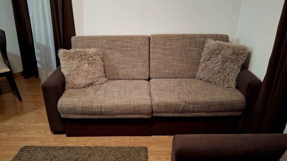 Канапе и фотьойл