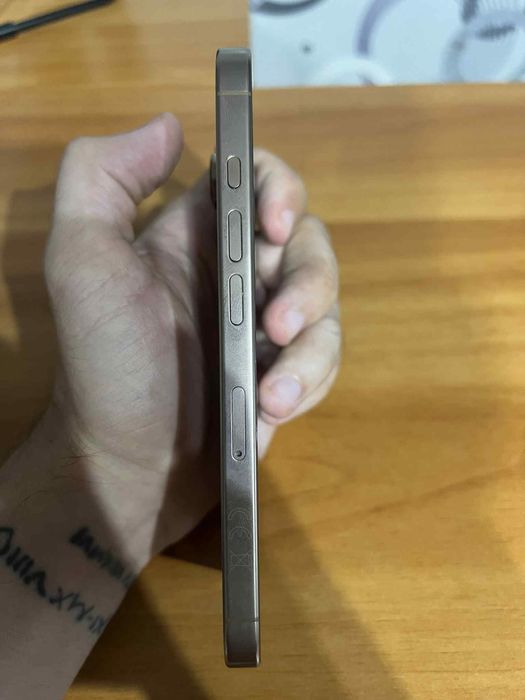 Schimb iPhone 16 Pro!