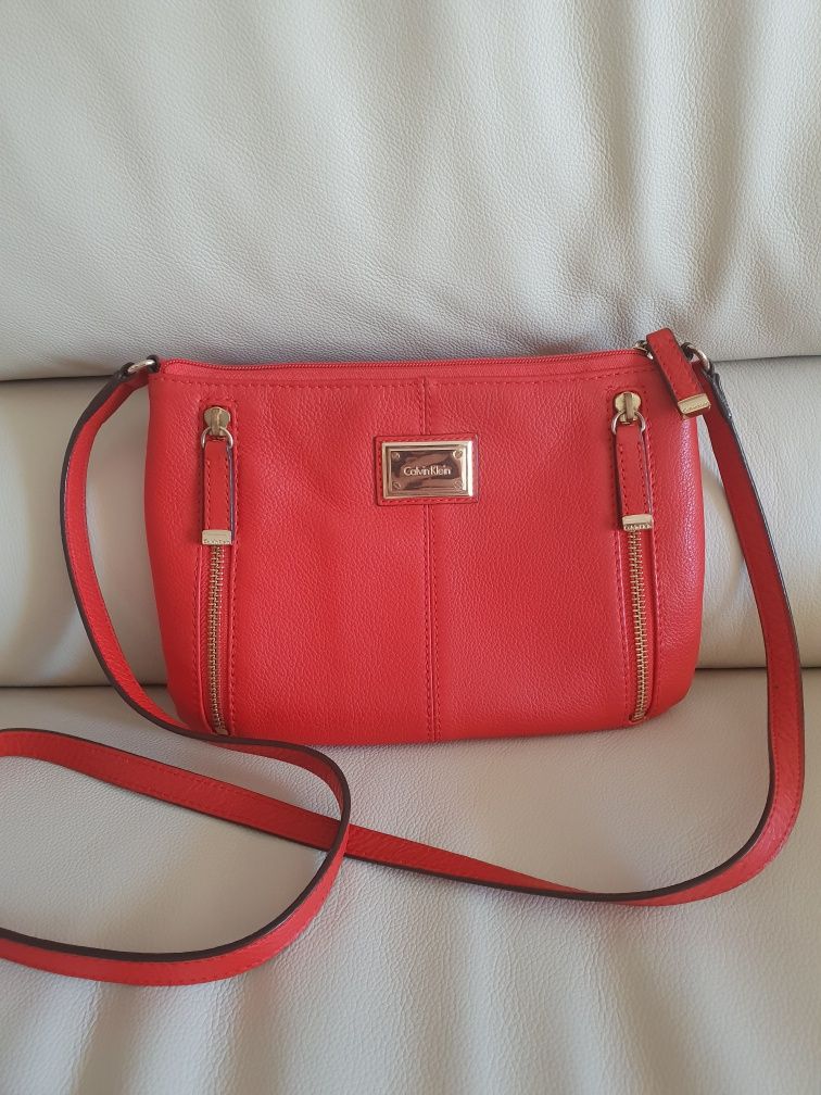 Geanta poseta crossbody Calvin Klein originala de piele