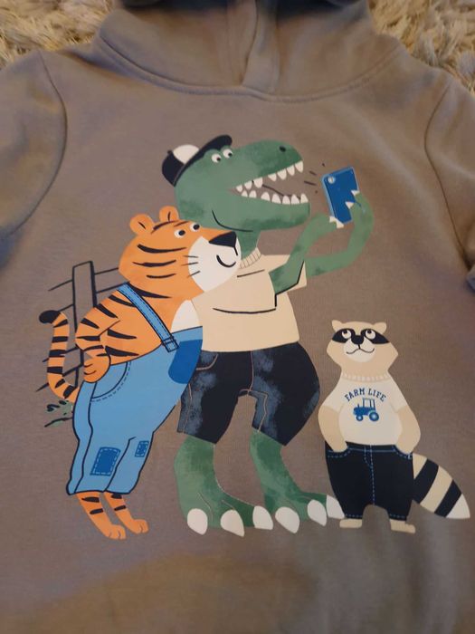 Hanorac molton copii marimea 110, ca nou