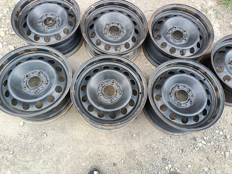 Продам оригинальные металлические диски на BMW