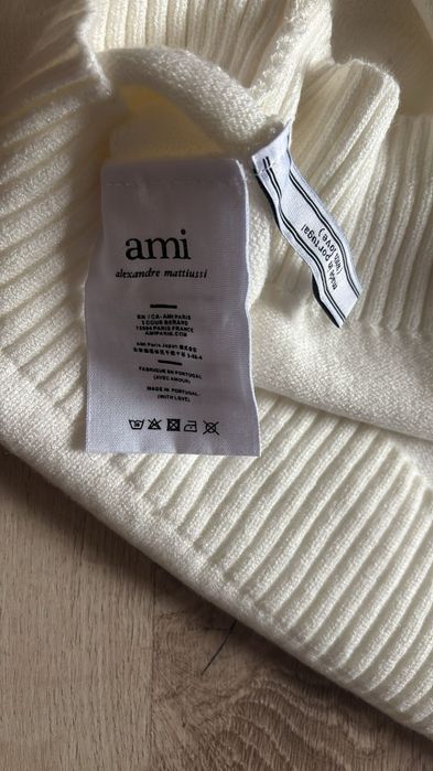 Pulover alb gros cu inimă roșie, model unisex, mărime L