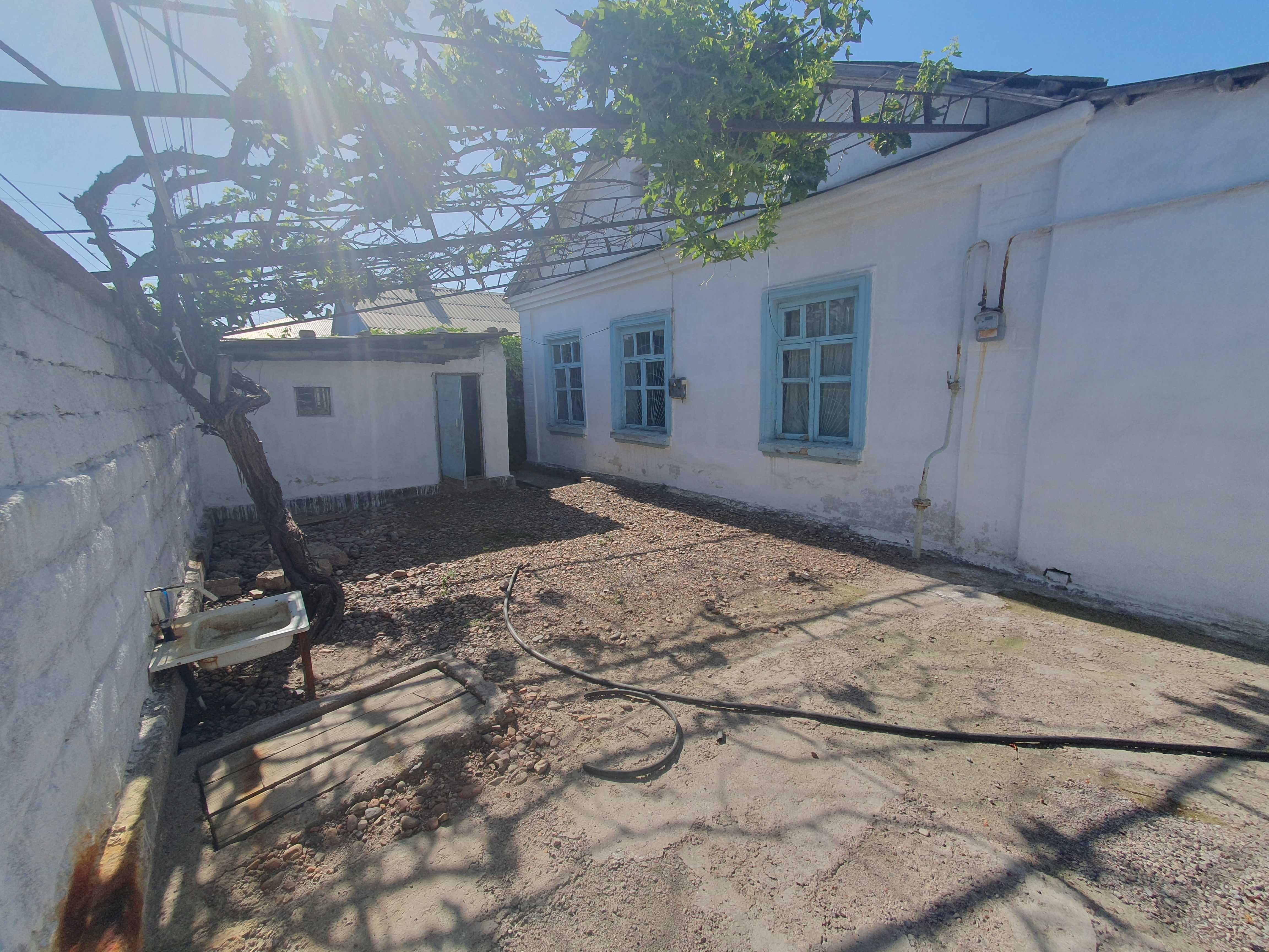 Продаётся дом, район Интернат. Hovli uy sotiladi.