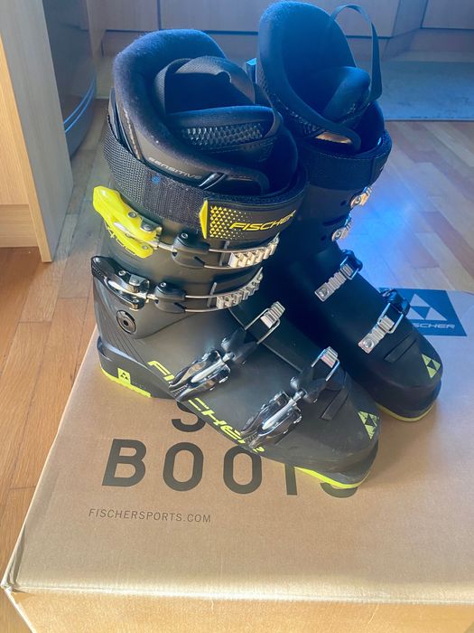 Ски обувки 41 1/3 Fischer