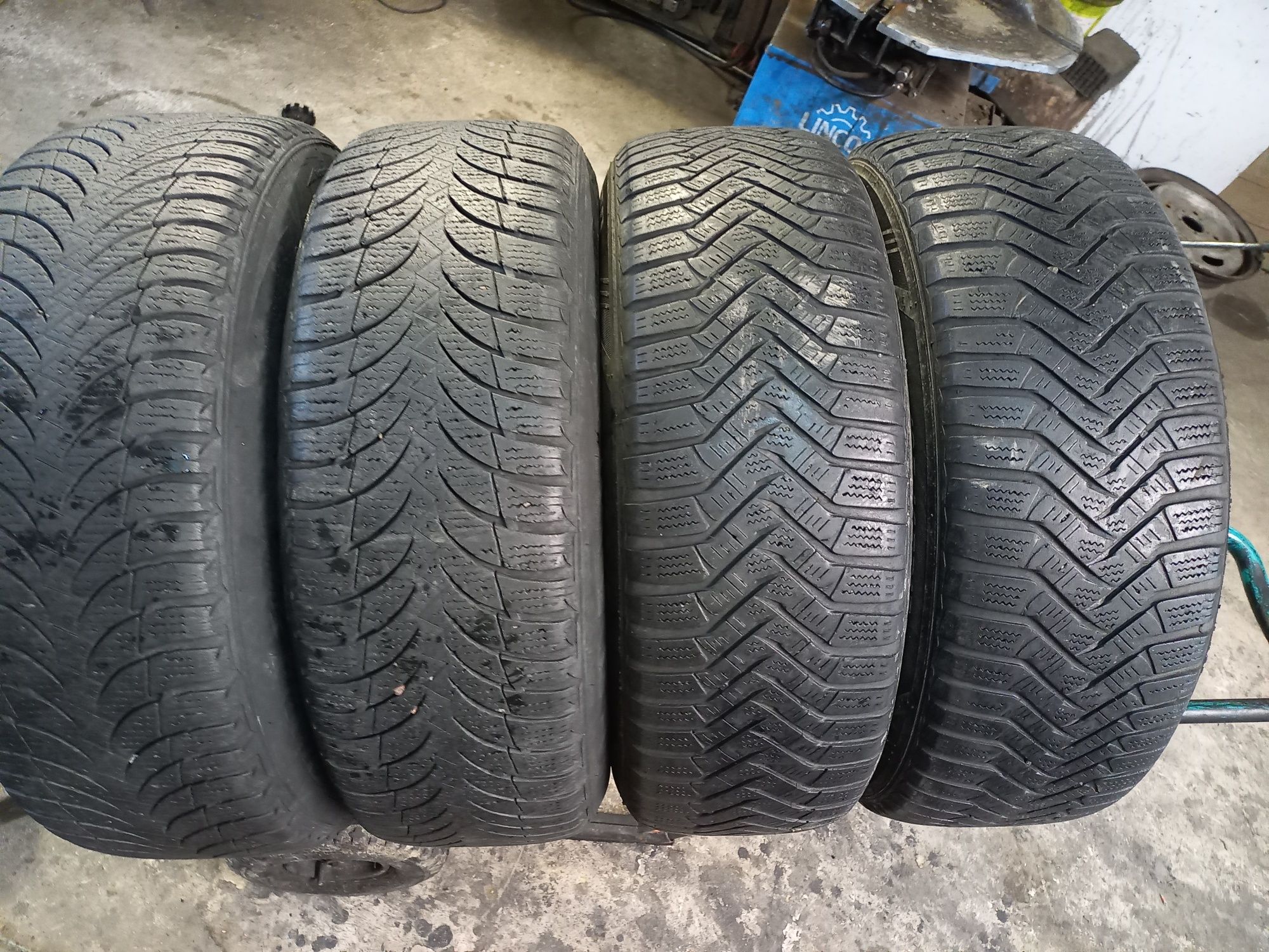 Jante R 15 Ford 195/65R 15 cu anvelope.