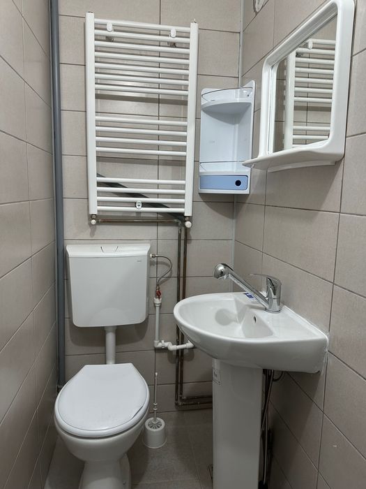 Garsonieră de închiriat