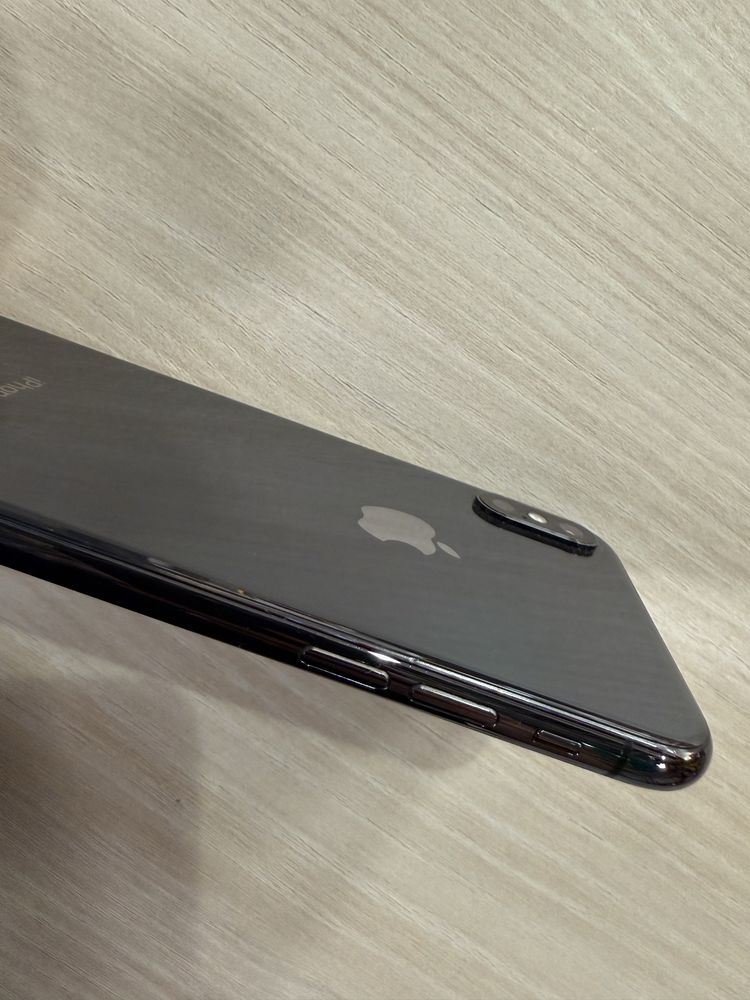 Vand iPhone XS, Neverlocked, 64Gb, baterie 92%, factura si garantie