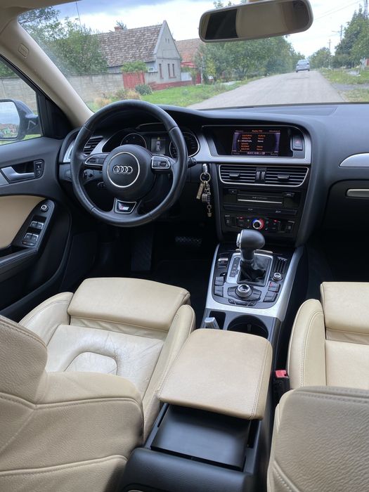 Audi a4 b8,5 2.0 TDI 2012