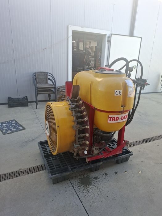 Pompă Atomizor Stropitoare pomi fructiferi și vita de vie