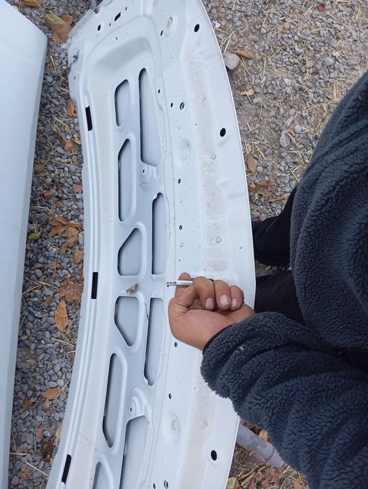 Cobalt белый оргинал капот