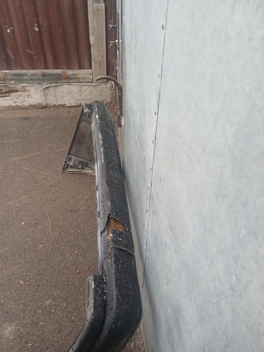 Бампер на 124 универсал