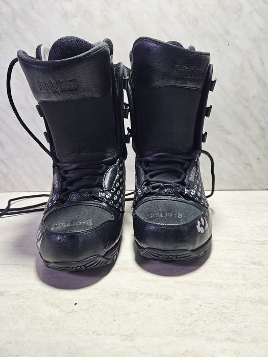 Boots 118 buti placa snowboard  Thirtytwo  mărimea  41  .