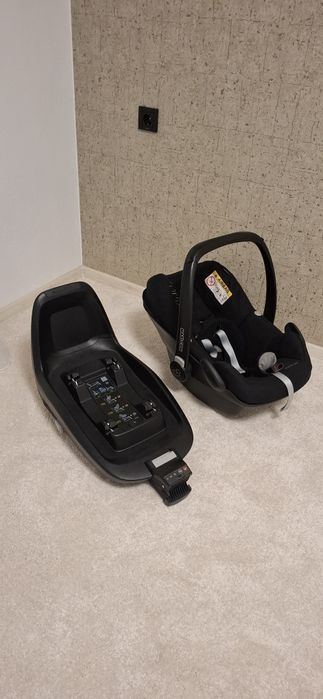 Бебешко столче за кола Maxi Cosi + ISOFIX база