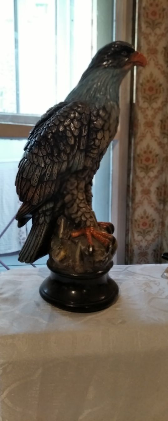 Vând statuete abanos portelanuri bibelouri sfesnice