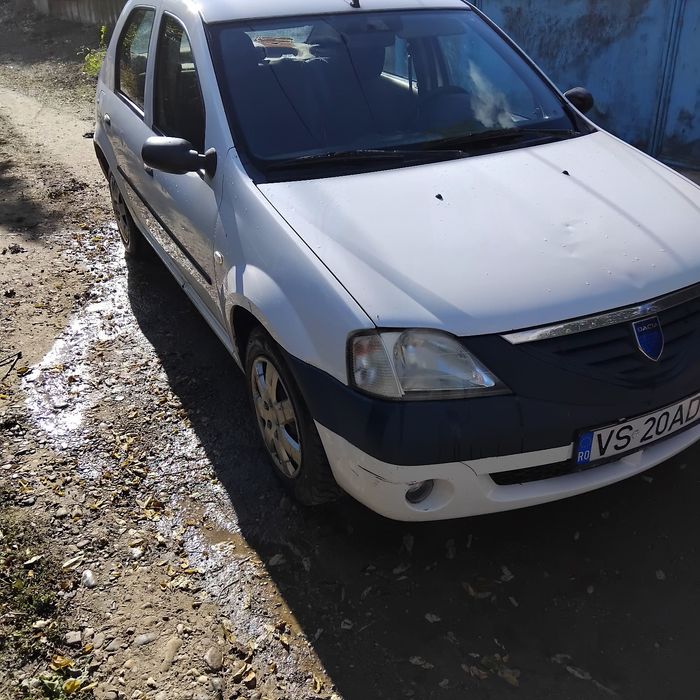 Vând Dacia logan 1/4 benzina din 2006.stare de funcționare bună.
