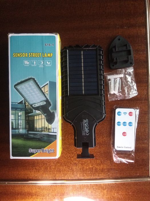 Соларна, сензорна, дворна лампа
