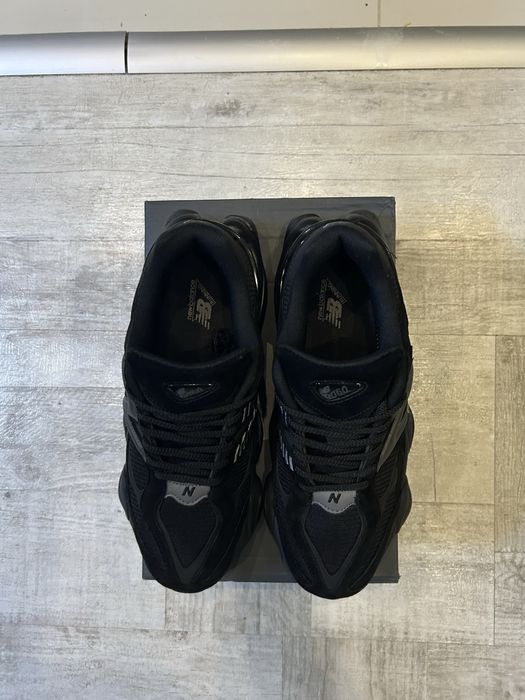 New Balance 9060 (black with black cement)