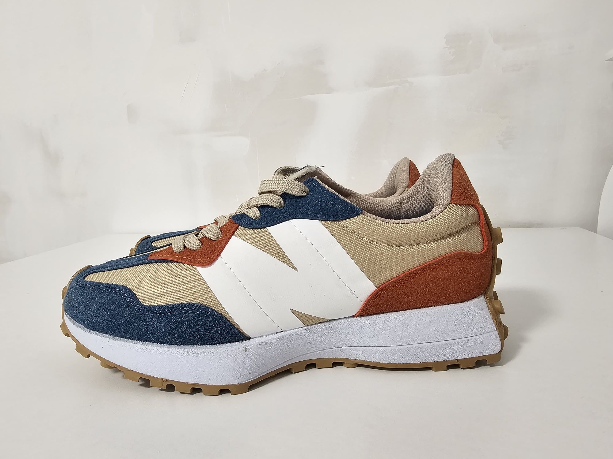 Adidași New balance