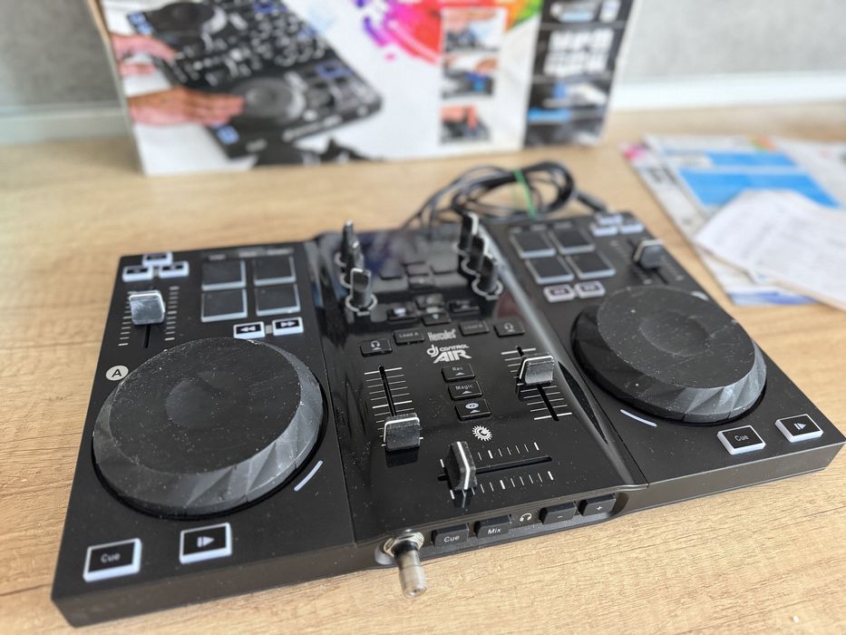 Hercules DJ control Air пулт/ миксер/ конзола