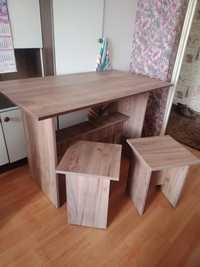 Продам кухонный стол новый +6 табуретов за 20000