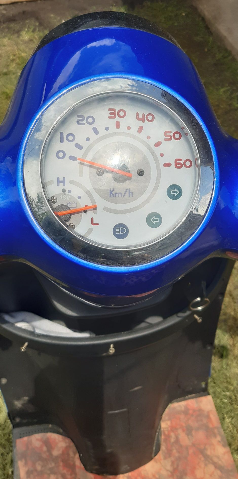 Moped cu 3 roți electric