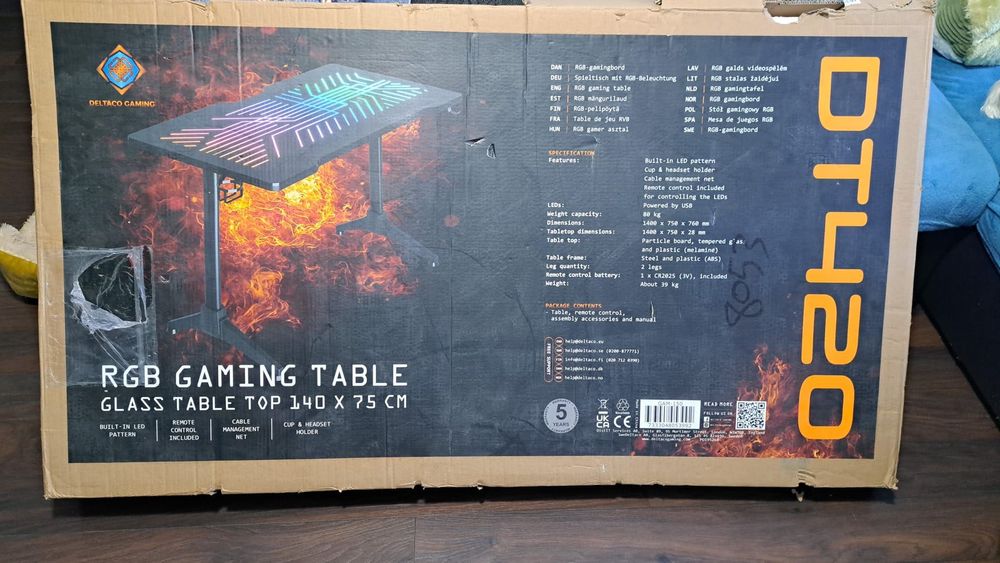 Birou Gaming Deltaco RGB DT420