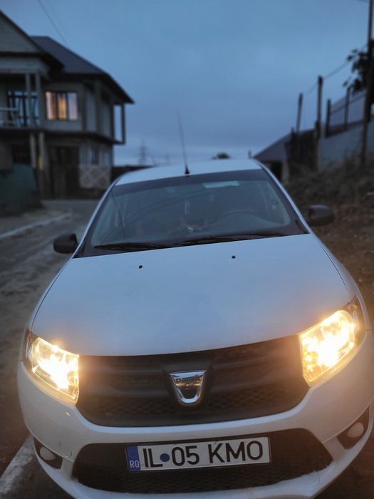 Vând Dacia Logan anu fabricație 2014