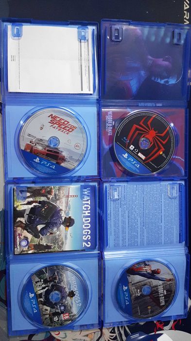 Диски для пс4. 4 диска в прекрасном состояние