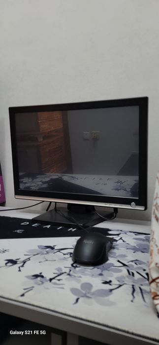 Продам монитор 21" дюйм