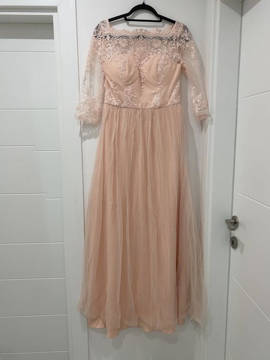 Официална рокля Chi chi London