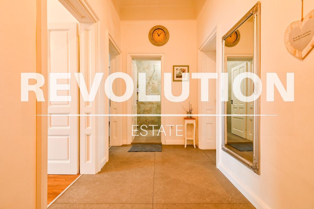 Продава се Тристаен апартамент в София, Център - 80 кв.м за 5000 €/кв.м - Снимка #9