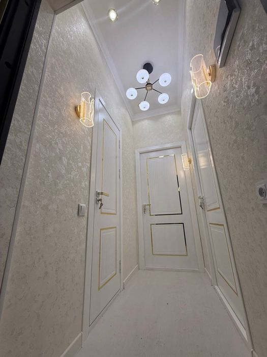 ПРОДАЕТСЯ  1 Ком квартира в престижном ЖК Хон Сарой куйлюк массив 3